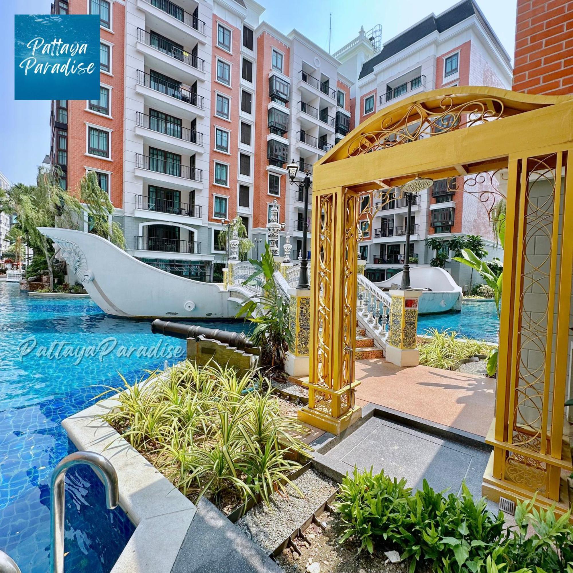 Espana Resort Jomtien Beach Pattaya Exterior photo